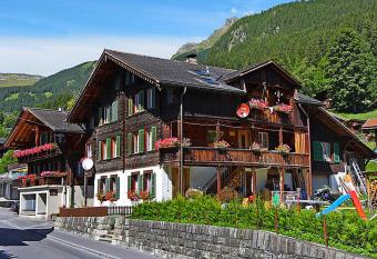 Chalet Spillstatt has Balcony rooms
