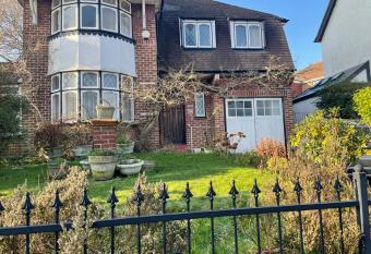 Livadia House at St Leonards on Sea allows 18 year olds to book a room