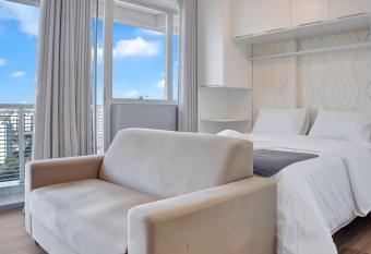 Apartamento em Osasco com Vista Incr  vel e Piscina Aquecida allows 18 year olds to book a room