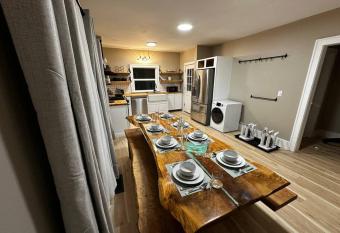 Gateway to Mt Rainier and Crystal has rooms with a private hot tub