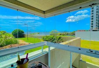 Ref  gio de Luxo Frente Mar em Pi  arras allows 18 year olds to book a room