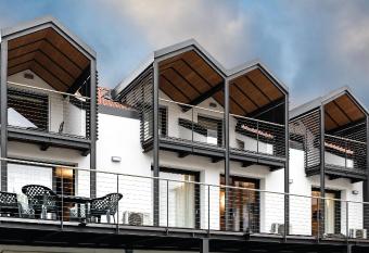 Faber Apartments-Residence Style has Balcony rooms