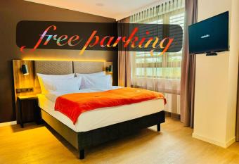 Trip Inn Hotel Frankfurt-Heusenstamm has Balcony rooms