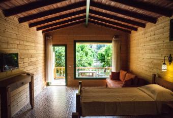 Ekinoks Hotel - Adults Only allows 18 year olds to book a room