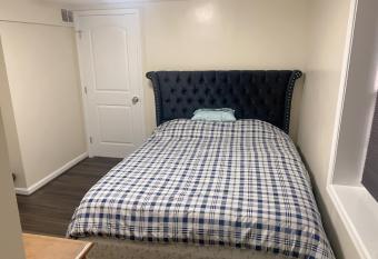 Brand new bedroom next Camden yard , convention center allows 18 year olds to book a room