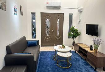 One Mama   s Guest House has Balcony rooms