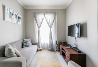 Funky Finds has Balcony rooms