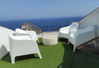 Adosado Pueblo Acantilado 31 has Balcony rooms