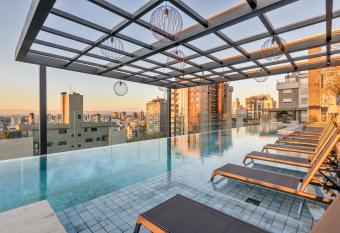 Charlie The Arch Moinhos - Soft Opening allows 18 year olds to book a room