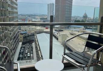 Xing Nagoya Thamrin City has Balcony rooms