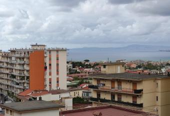 Al settimo cielo has rooms with a private hot tub