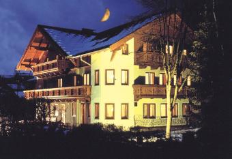 Sportpension Bergblick has Balcony rooms