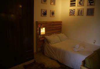 ENz Lovely Apartment 7 has Balcony rooms