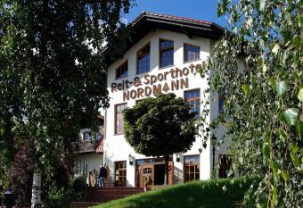 Reit-und Sporthotel Nordmann has Balcony rooms