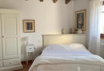 [Suite Elicriso] has Balcony rooms