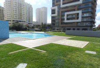 Rocha Tower Apartments has Smoking rooms