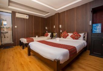 Traveler s Holiday Inn allows 18 year olds to book a room