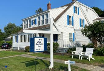 Blue Shutters Inn and Studios allows 18 year olds to book a room
