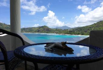 Lazare Picault Hotel has Balcony rooms