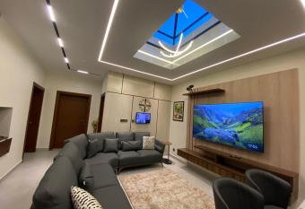 Firefly Retreat-your home away from home has Balcony rooms