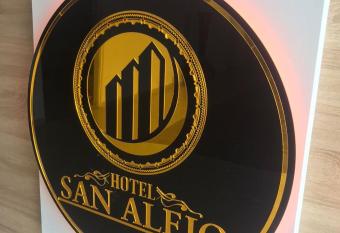 San Alejo has Balcony rooms