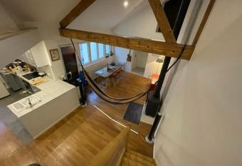 Climbing in Fontainebleau allows 18 year olds to book a room