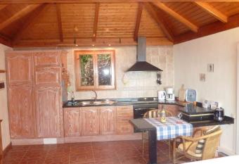 Holiday home Finca has Balcony rooms