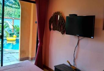 Nirvana Pool Villa 2 has Balcony rooms