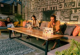 13 Cielos Hostel has Balcony rooms