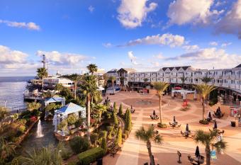 Boardwalk Inn has Balcony rooms