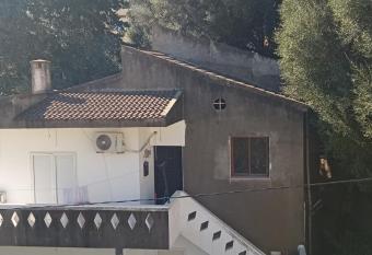 Maison de vacances has Balcony rooms