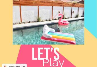 RELAX LRGPool Hottub BBQ PUPS has rooms with a private hot tub