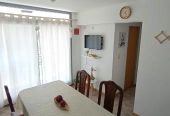 Armon  a de hogar allows 18 year olds to book a room