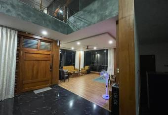 Dhruva Private Homestays has Smoking/Balcony rooms