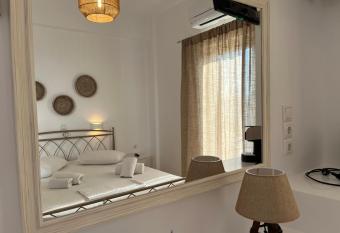 Hotel Chrisoula has Balcony rooms