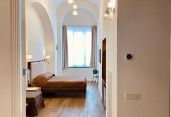 Dimora Donna Maria Relais has Balcony rooms