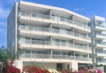 Departamento al pie del mar - Punta Blanca has Balcony rooms