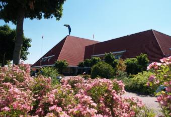 Van der Valk Hotel Hengelo has Balcony rooms