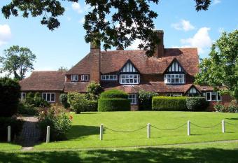 The Brickwall Hotel allows 18 year olds to book a room
