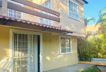 Casa Rita has Balcony rooms