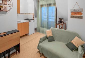 Horizon Marin has Balcony rooms