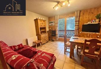 Chaleureux 2 chambres, Morillon has Balcony rooms