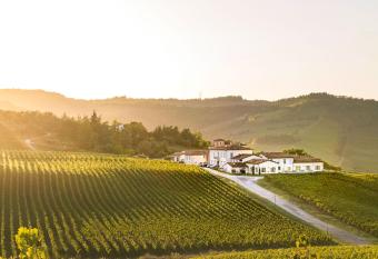 Borgo Conde Wine Resort has Balcony rooms