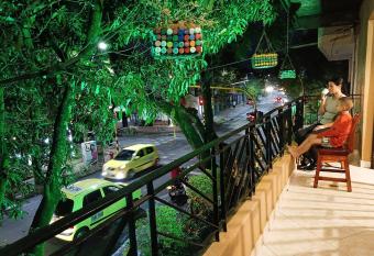 !Hermosa Casa en el Mejor lugar de Medell  n! has Balcony rooms