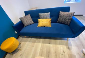 Maisonnette 2/4 personnes en bord de sevre has Balcony rooms