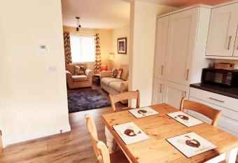 Manby Fields, Manby has Balcony rooms