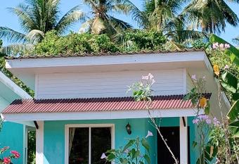    Yada Resort Koh Yao Noi has Balcony rooms