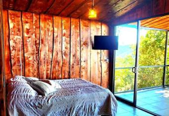 Alto Jaular   pico Mountain Lodge 2 has Balcony rooms