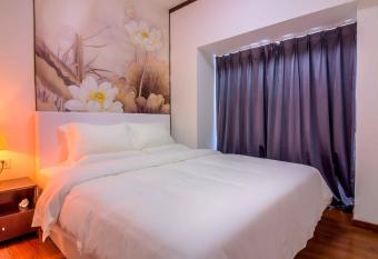 Pazhou Yi Xiu Boutique Apartment has Balcony rooms