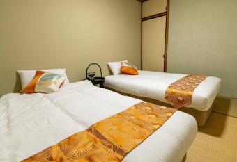 301               2DK/                     3                        20                                 /      /   /4    has Balcony rooms